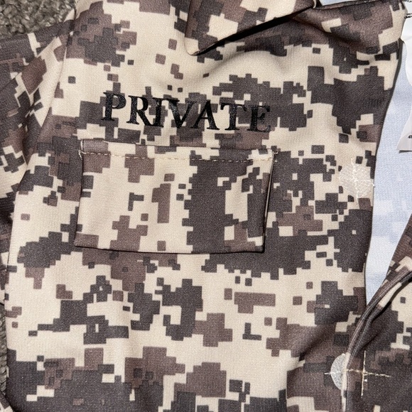 Costumes! Get it before Halloween - Picture 5 of 6